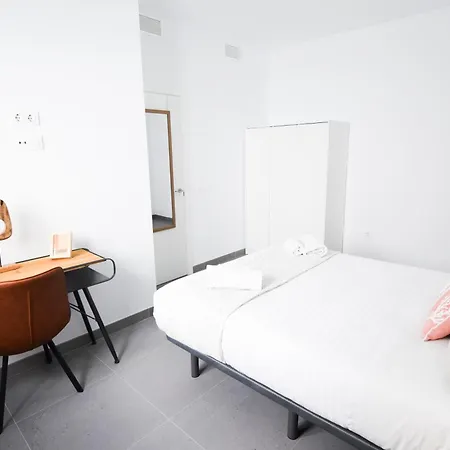 Letmalaga Study Apartment Malaga