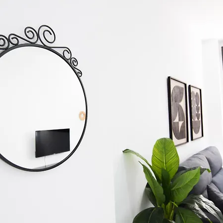 Letmalaga Study Apartment Malaga